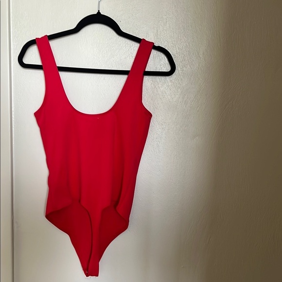 Good American RED Scuba Tank Bodysuit Size L - Picture 3 of 5